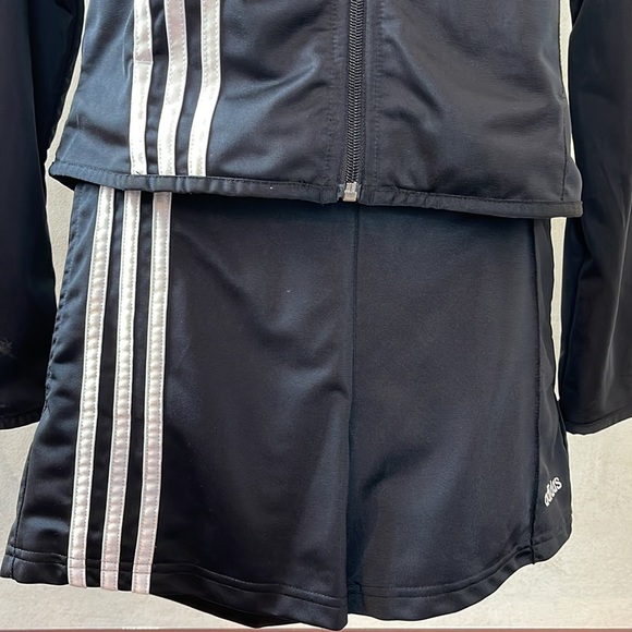 ADIDAS 3-PIECE BLACK & WHITE TRACK SUIT - Picture 4 of 10
